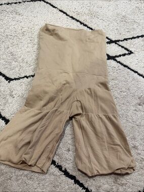 spanx assets shorts High-Waist Shaping Short in Nude XL